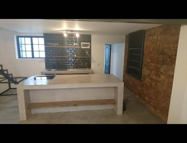 2 BEDROOM PROPERTY TO RENT IN WOODSTOCK